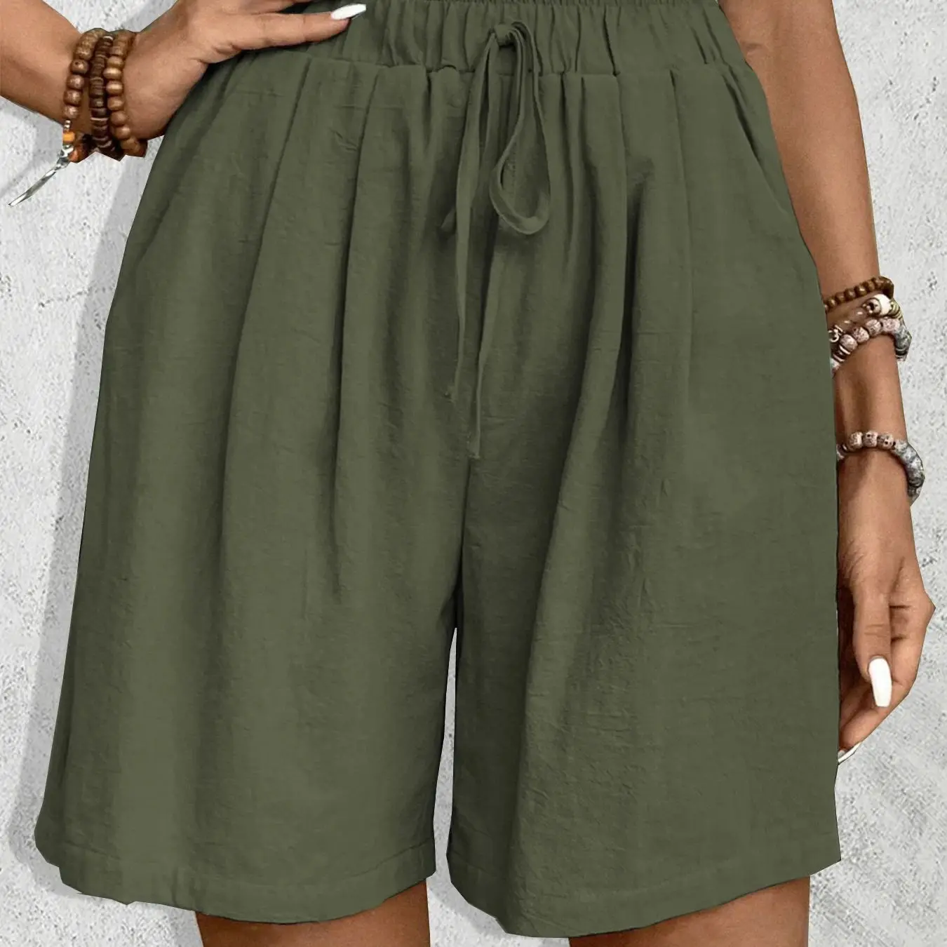 Women’s Solid Color Fashion Casual Elegant Style Shorts Versatile Daily Sports Style Slim and Loose Fitting Straight Leg Pants