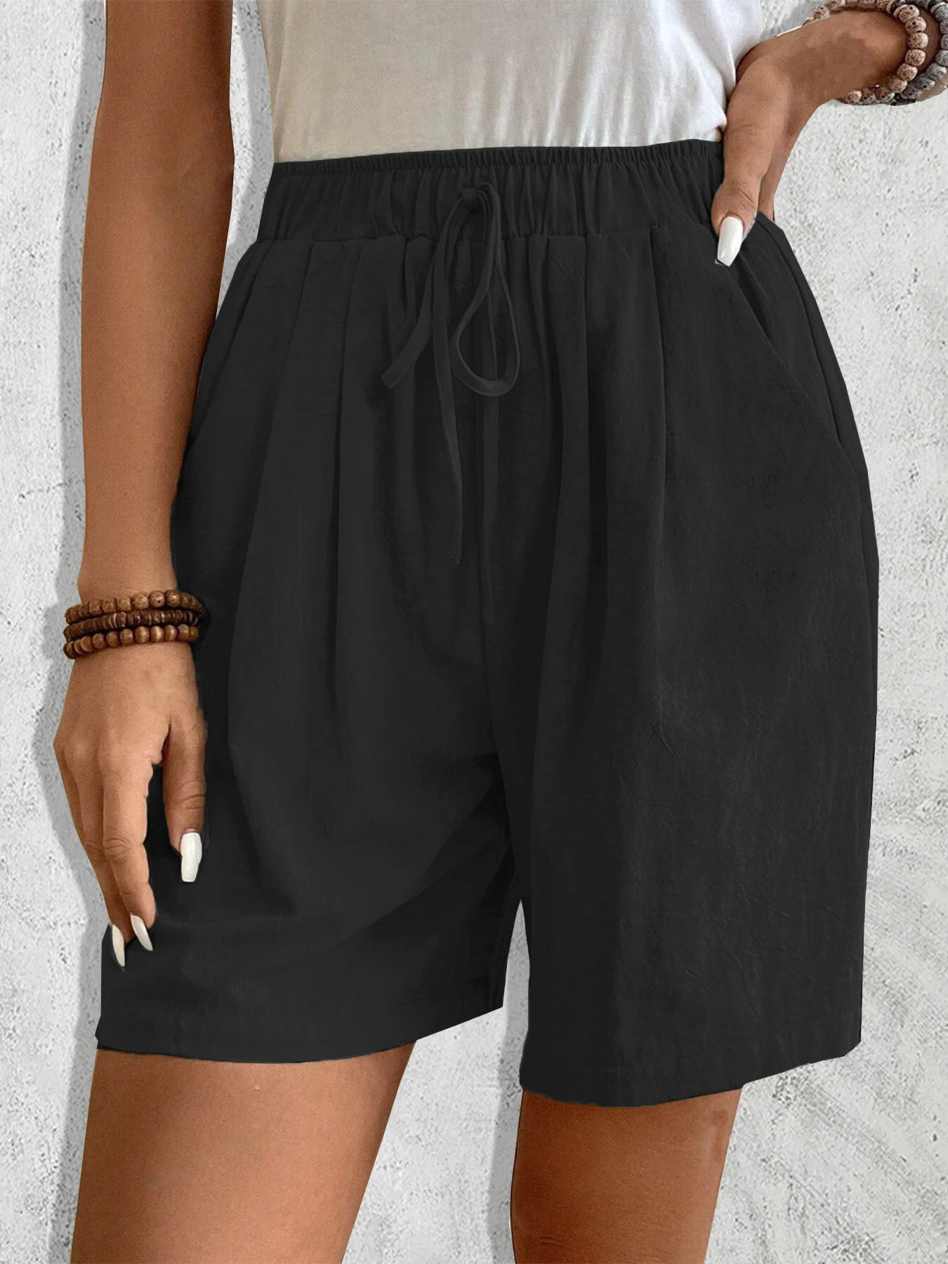 Women’s Solid Color Fashion Casual Elegant Style Shorts Versatile Daily Sports Style Slim and Loose Fitting Straight Leg Pants