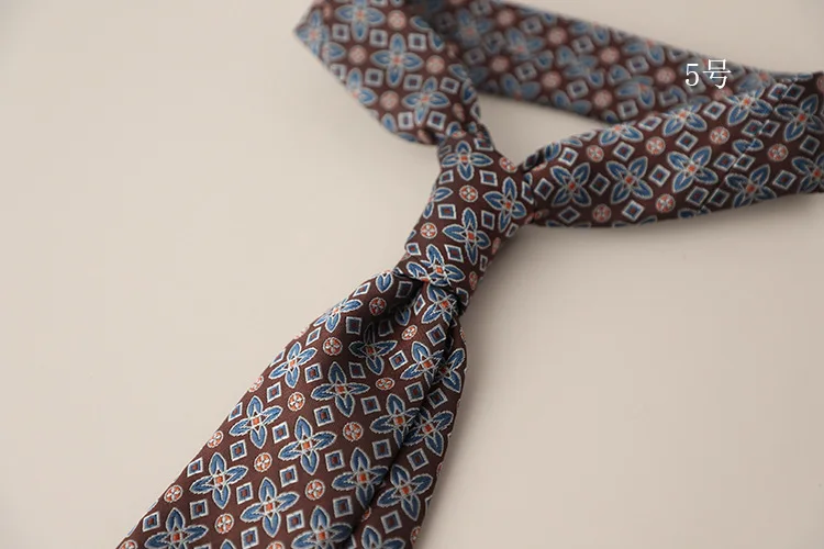 2024 New Design Green Brown Neckties 8cm Men Polyester Flower Neck Tie Young College Student Daily Wear Shirt Accessories Cravat