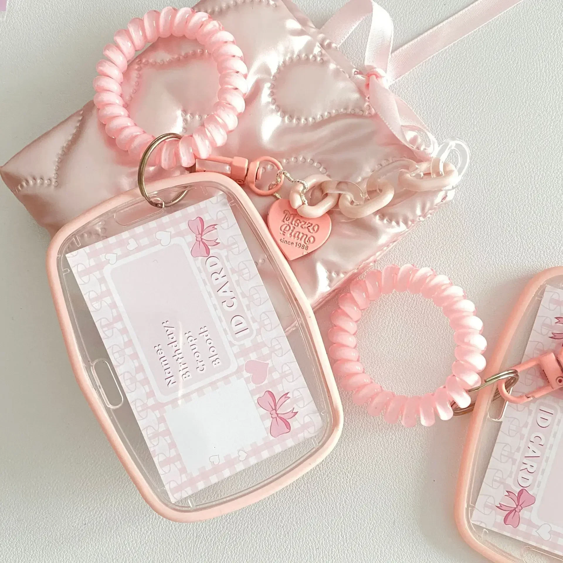 Cute Women Girls Pink Ellipse Photocard Holder Korean Fashion Kpop Idol Photo Card Organizer Kawaii ID Card Holder with Pendant