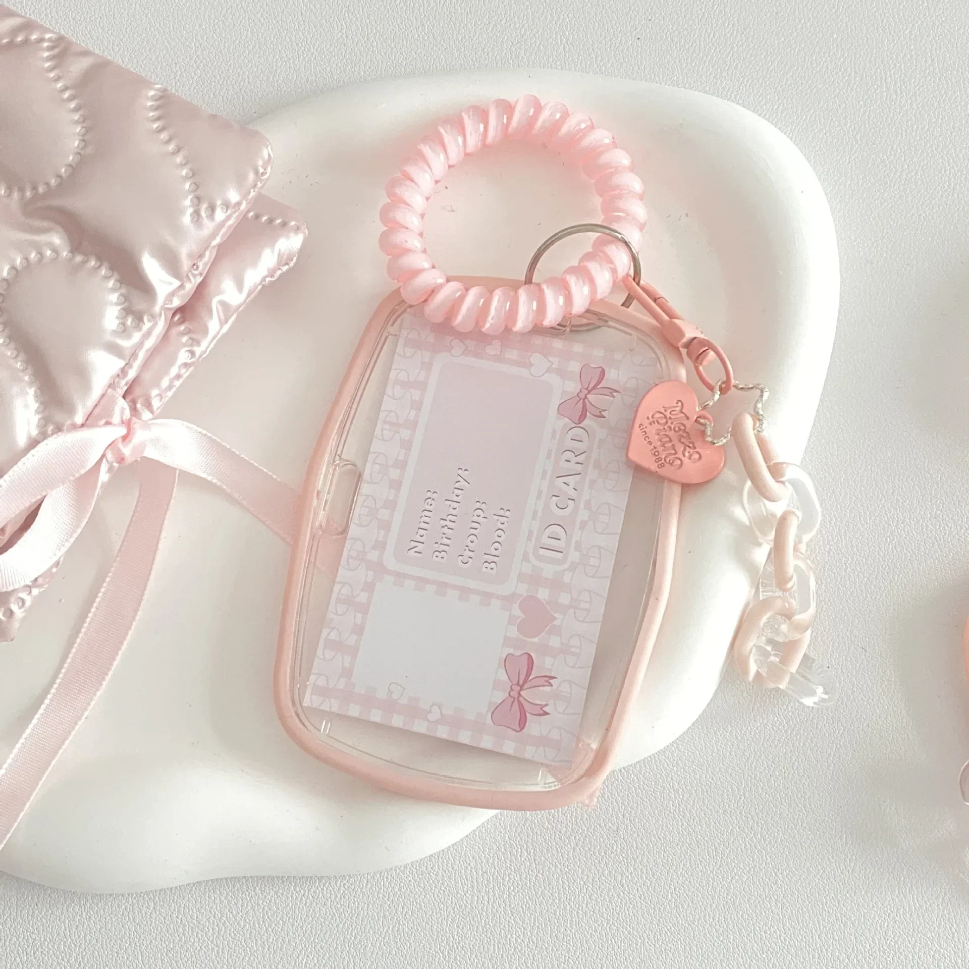 Cute Women Girls Pink Ellipse Photocard Holder Korean Fashion Kpop Idol Photo Card Organizer Kawaii ID Card Holder with Pendant