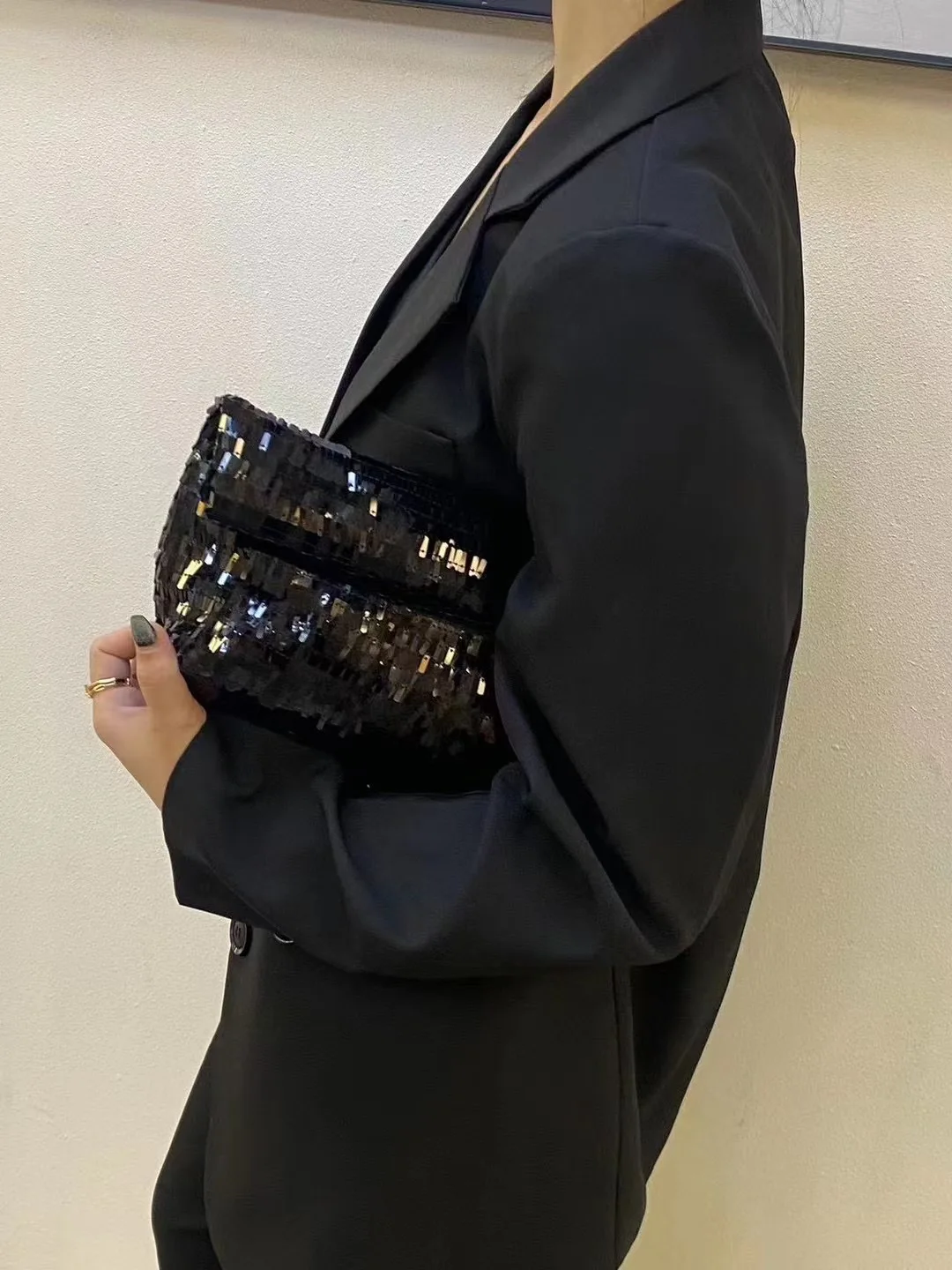 Women Silver Evening Clutch Bag Luxury Designer Shining Sequins Party Wedding Purse Fashion Trends Handbag Black Metal Wallet