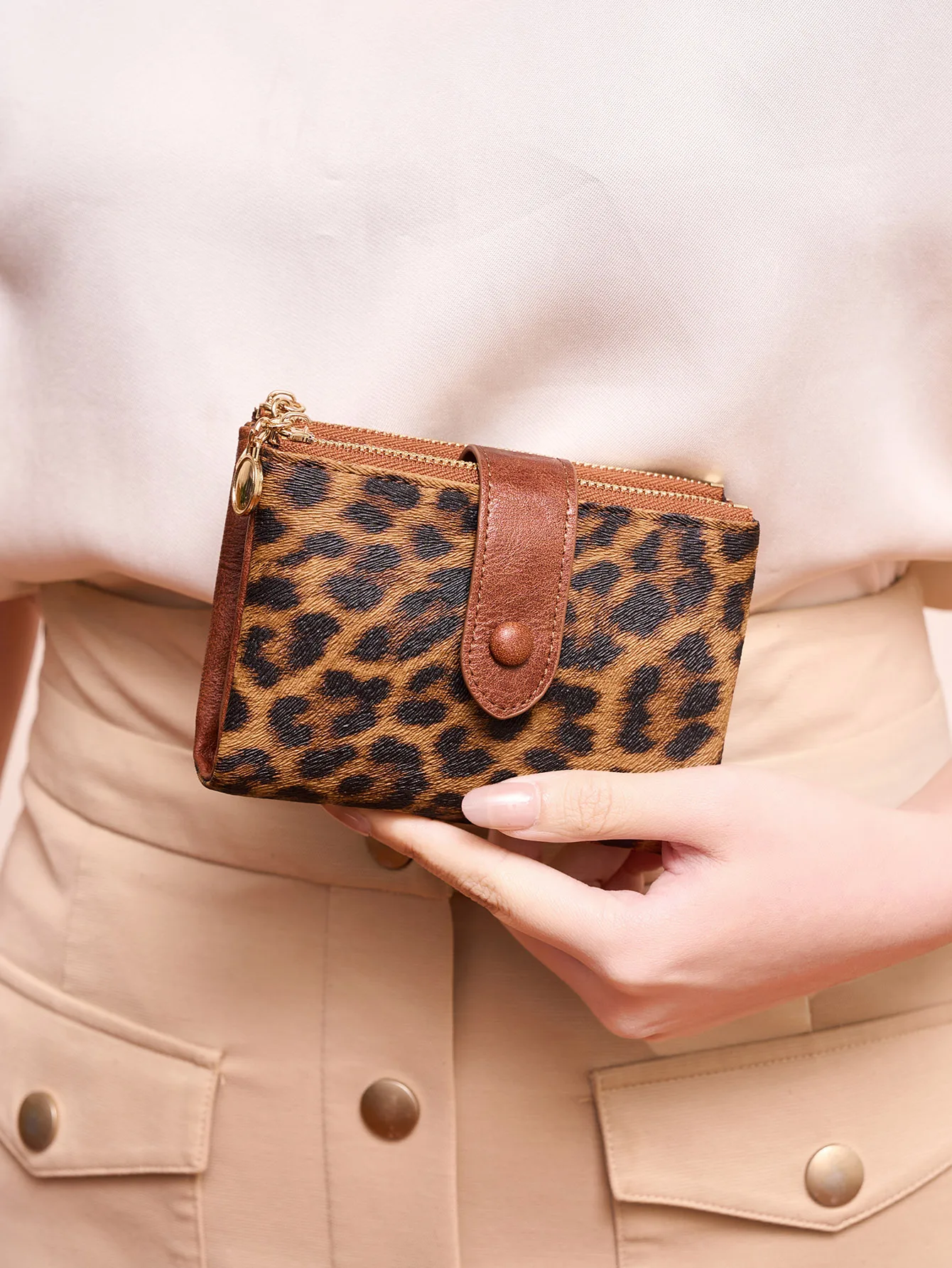 Minimalist Women's Wallet Short Three Layer Large Capacity Double Zipper Card Holder ID Card Credit Bank Card Holder Money Bag