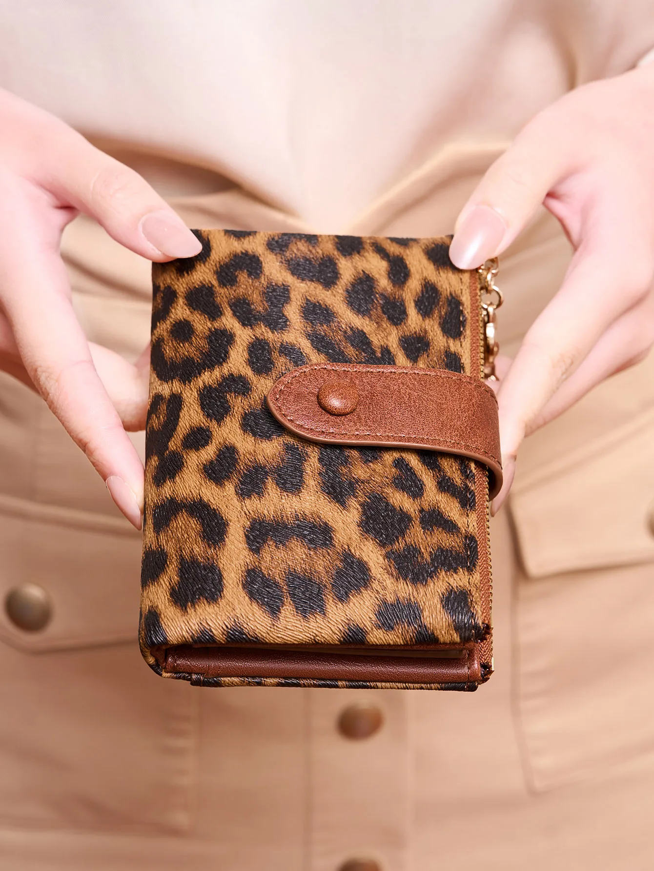Minimalist Women's Wallet Short Three Layer Large Capacity Double Zipper Card Holder ID Card Credit Bank Card Holder Money Bag