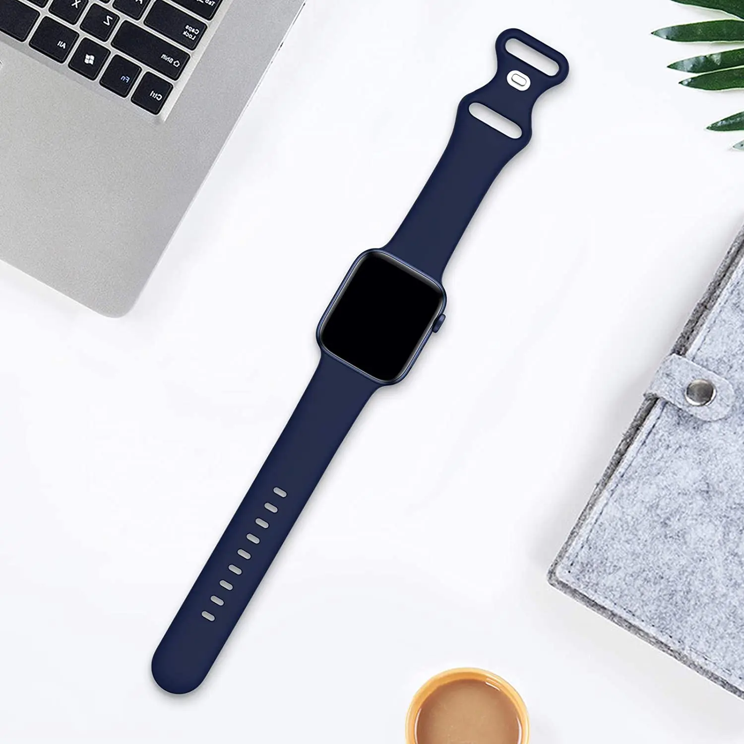 Silicone Strap for Apple Watch Bands 40mm 44mm 46mm 45mm 49mm Correa Bracelet iWatch Series Ultra 4 3 2 7 8 9 SE 10 11 12 Band