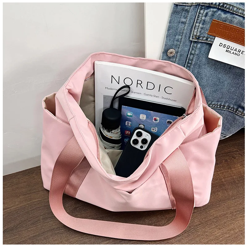 Women's Bag Designer Luxury Bags Nylon Commuting Shoulder Handbag Solid Color Tote Bag Mommy Large Capacity Vacation Handbag2024
