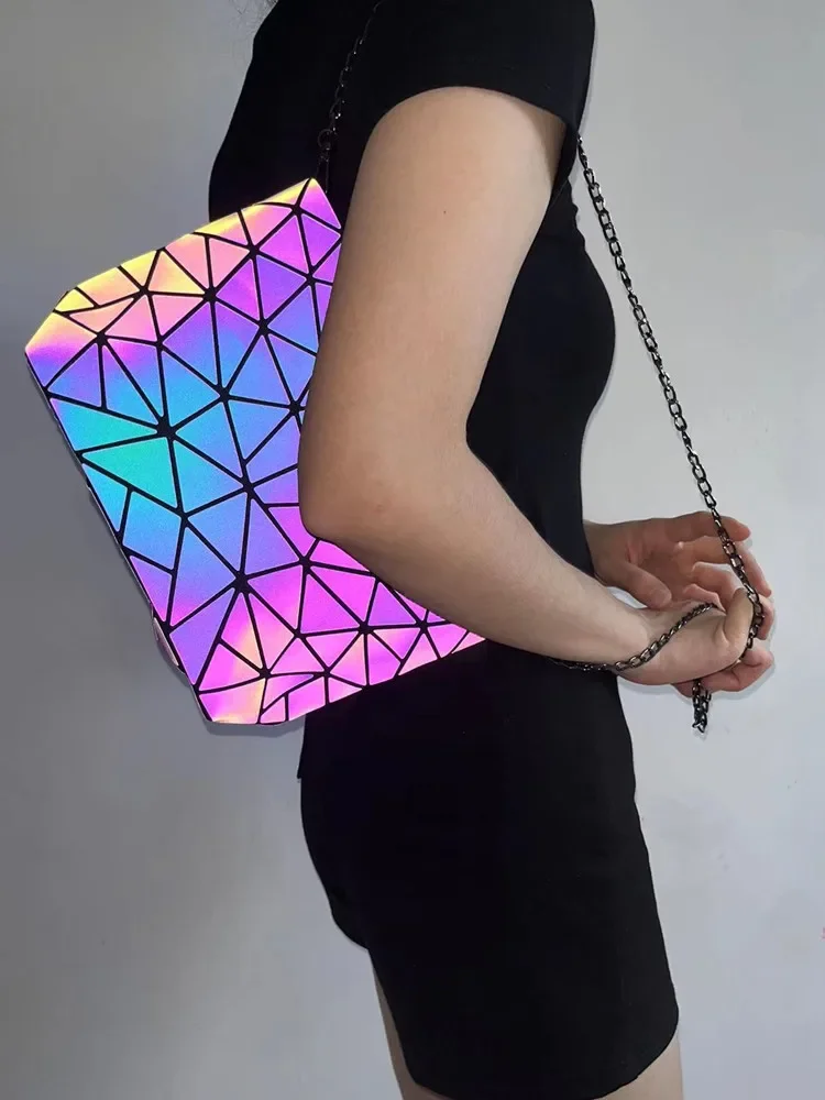 Fashion Reflective Chain Crossbody Bags for Women Folding Geometric Holographic Purses Luminous Sling Shoulder Bag