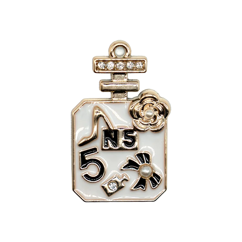1PCS Acrylic Shoe Charms Fashion Jewelry Shoe Buckle Sandal Pins Accessories Women Men New Shoe Decoration Wristband Tote Bag