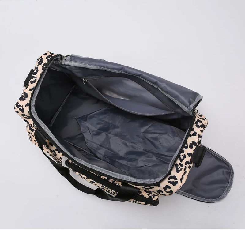 Classic Leopard Print Large Capacity Leisure Luggage Bag With Multiple Pockets And Shoe Compartment Sports Fitness Travel Bag
