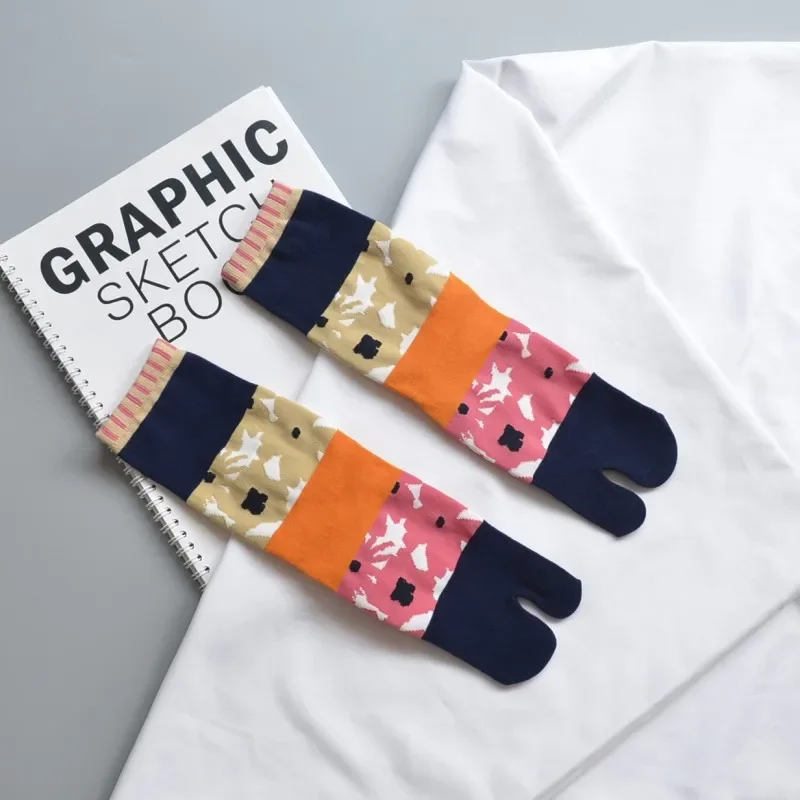 Colorful Cartoon Combed Cotton Women's Two Toe Socks Grapes Waves Carp Japanese Harajuku Funny Cute Sandals Tabi Socks Sokken