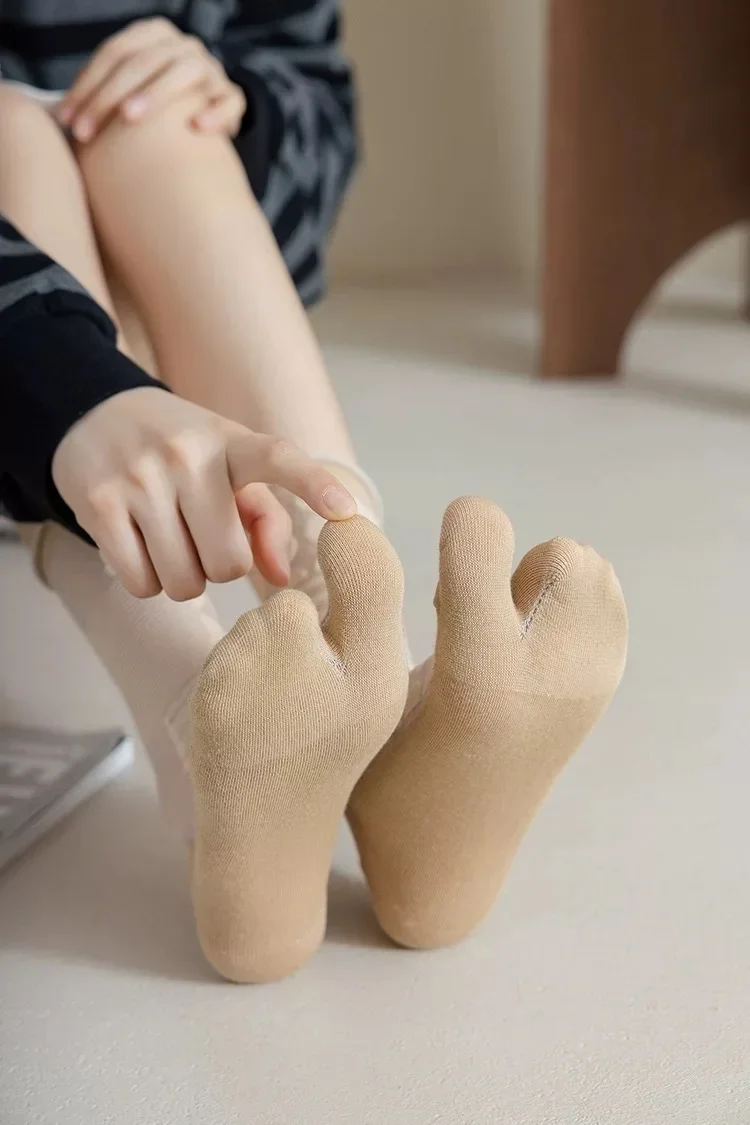 Summer Ultra-Thin Crystal Silk Sheer Frilly Tabi Socks Japanese Women Toe Socks Literary Personality Female Toe Socks