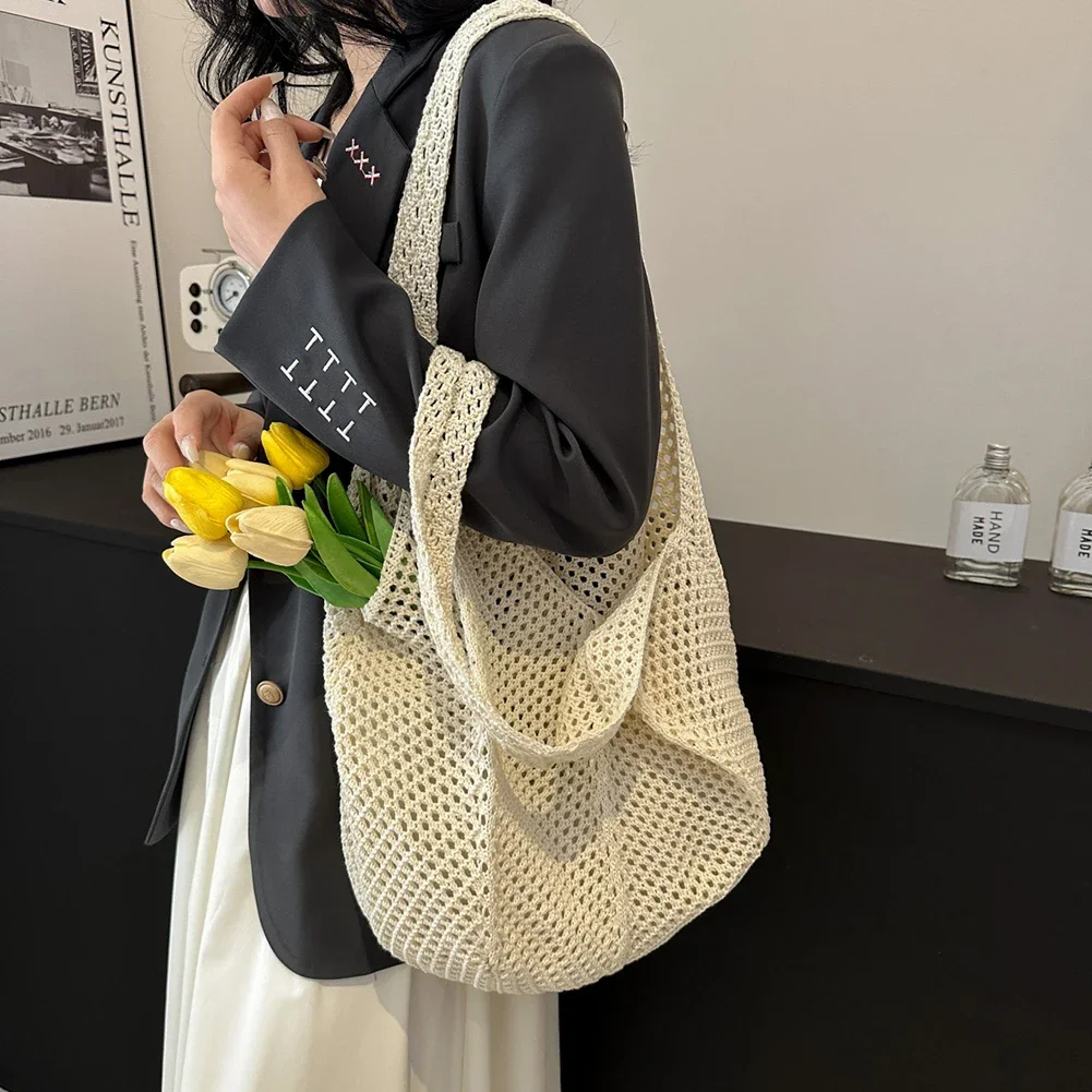Women's Shoulder Bags Casual Straw Wicker Woven Ladies Handmade Totes Large Capacity Summer Beach Female's Messenger Bag