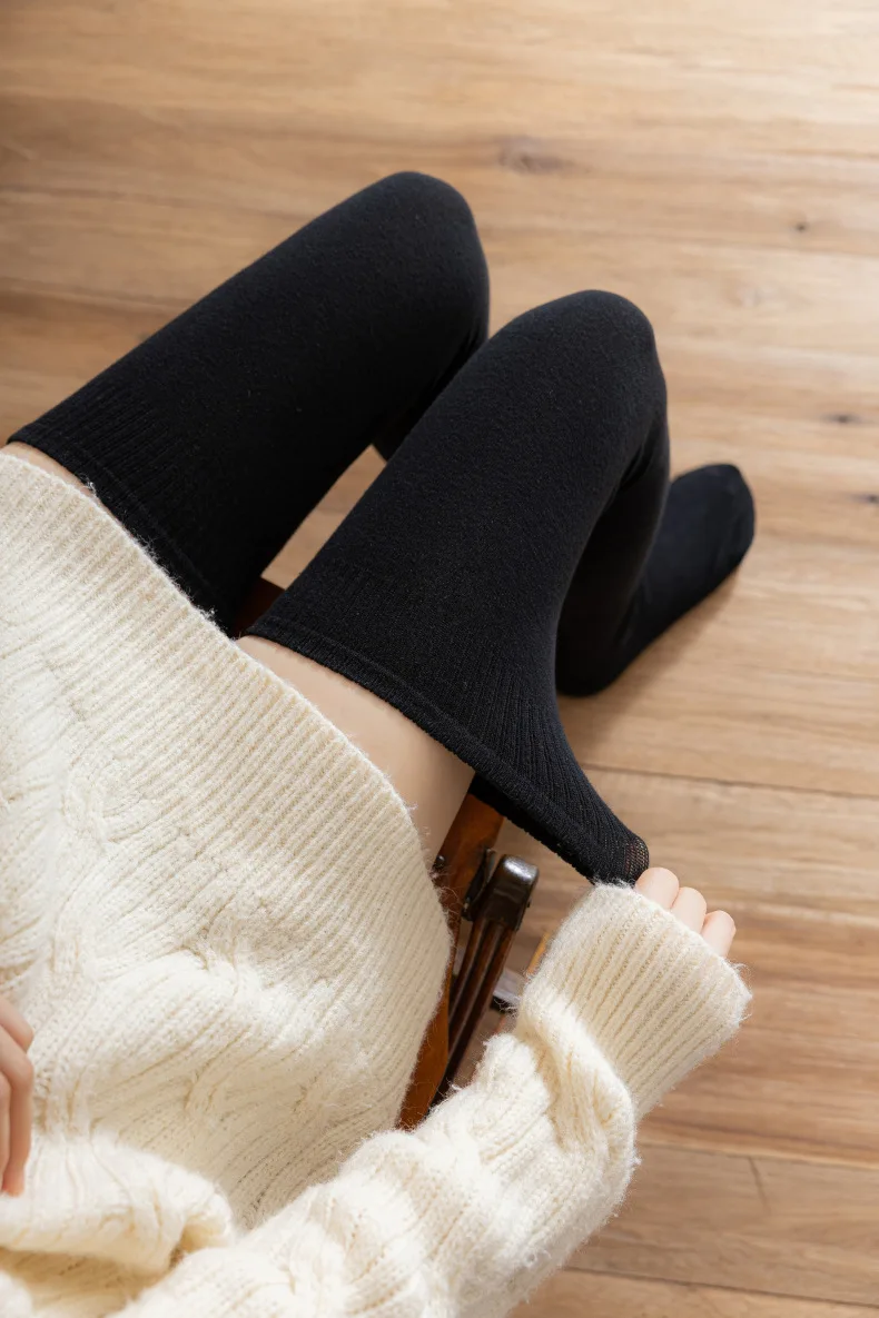 80cm Elastic Womens Over The Knee Long Socks Black White Thigh High Leg Warmers Tall Girls Stocking for Woman Sock Plus Size