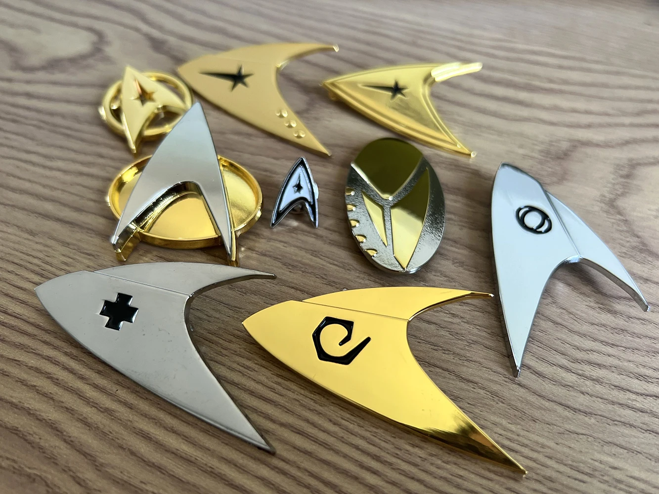 Star Trek Communicator Badges Cosplay TV Anime Halloween Party Costumes Accessories Fans Collectables Friends Gifts