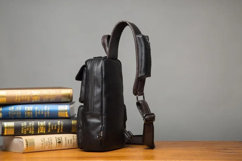 Vintage Luxury Designer Leather Crossbody Bags for Men Messenger Chest Bag Fashion Casual Bag Waterproof PU Single Shoulder Bags