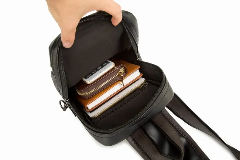 Vintage Luxury Designer Leather Crossbody Bags for Men Messenger Chest Bag Fashion Casual Bag Waterproof PU Single Shoulder Bags