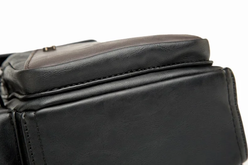 Vintage Luxury Designer Leather Crossbody Bags for Men Messenger Chest Bag Fashion Casual Bag Waterproof PU Single Shoulder Bags