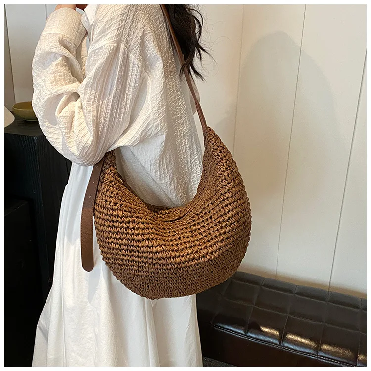 Forest Lazy Style Crossbody Bag Bohemian Handmade Grass Woven Bag Leisure Vacation Beach Women's Woven Dumpling Bun