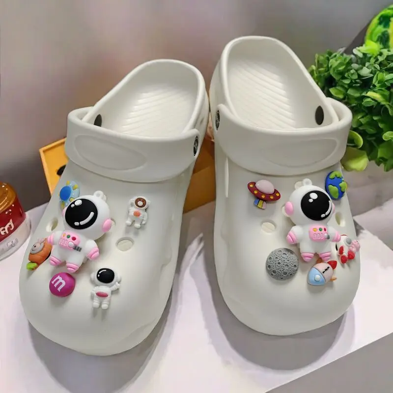Whole Set Hot Sale DIY Hole Shoes Charms Astronaut Accessories Designer Quality Garden Shoe Decoration Girl Gift New