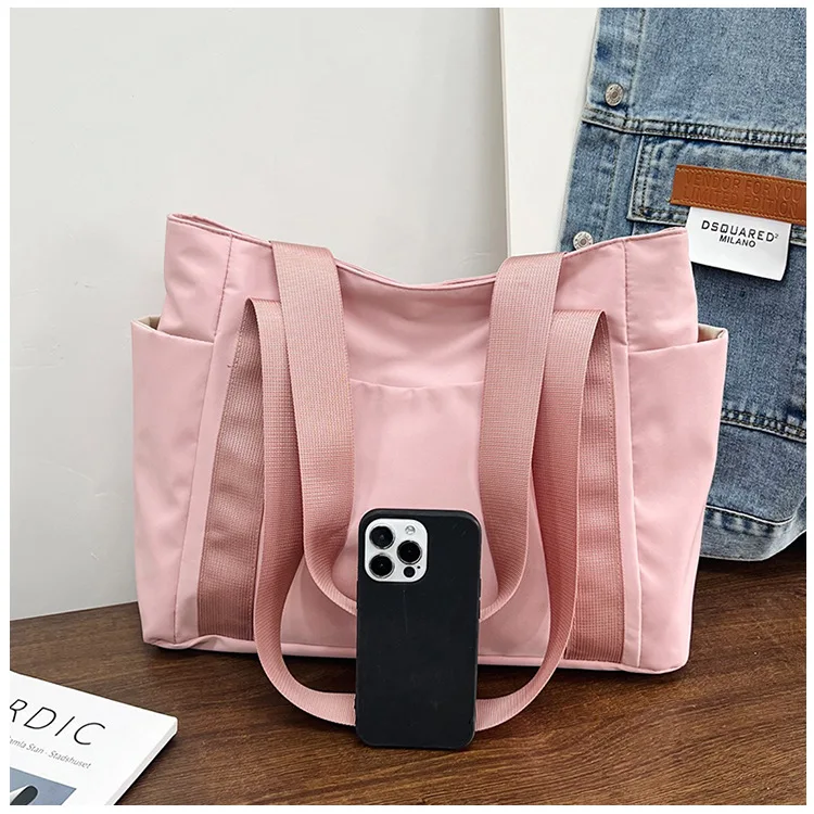 Women's Bag Designer Luxury Bag Nylon Commuting Shoulder Handbag Solid Color Tote Bag Mommy Large Capacity Vacation Handbag 2026