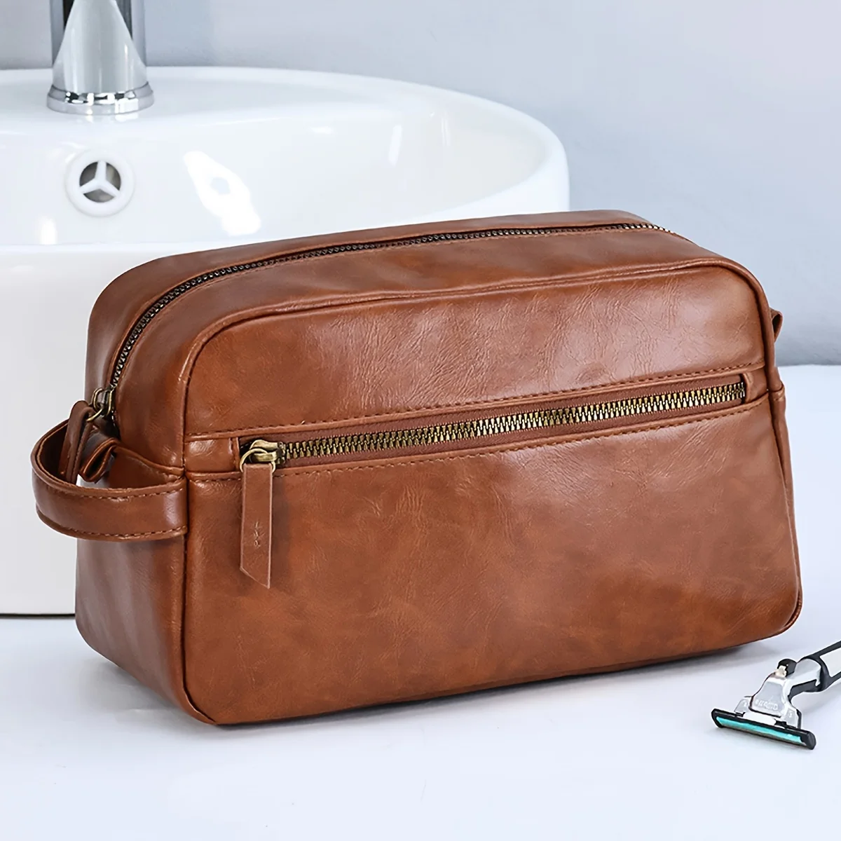 Men Business Travel Wash Toiletry Bag Waterproof PU Leather Bathroom Shaving Tools Organizer Bag Makeup Pouch Women Cosmetic Bag