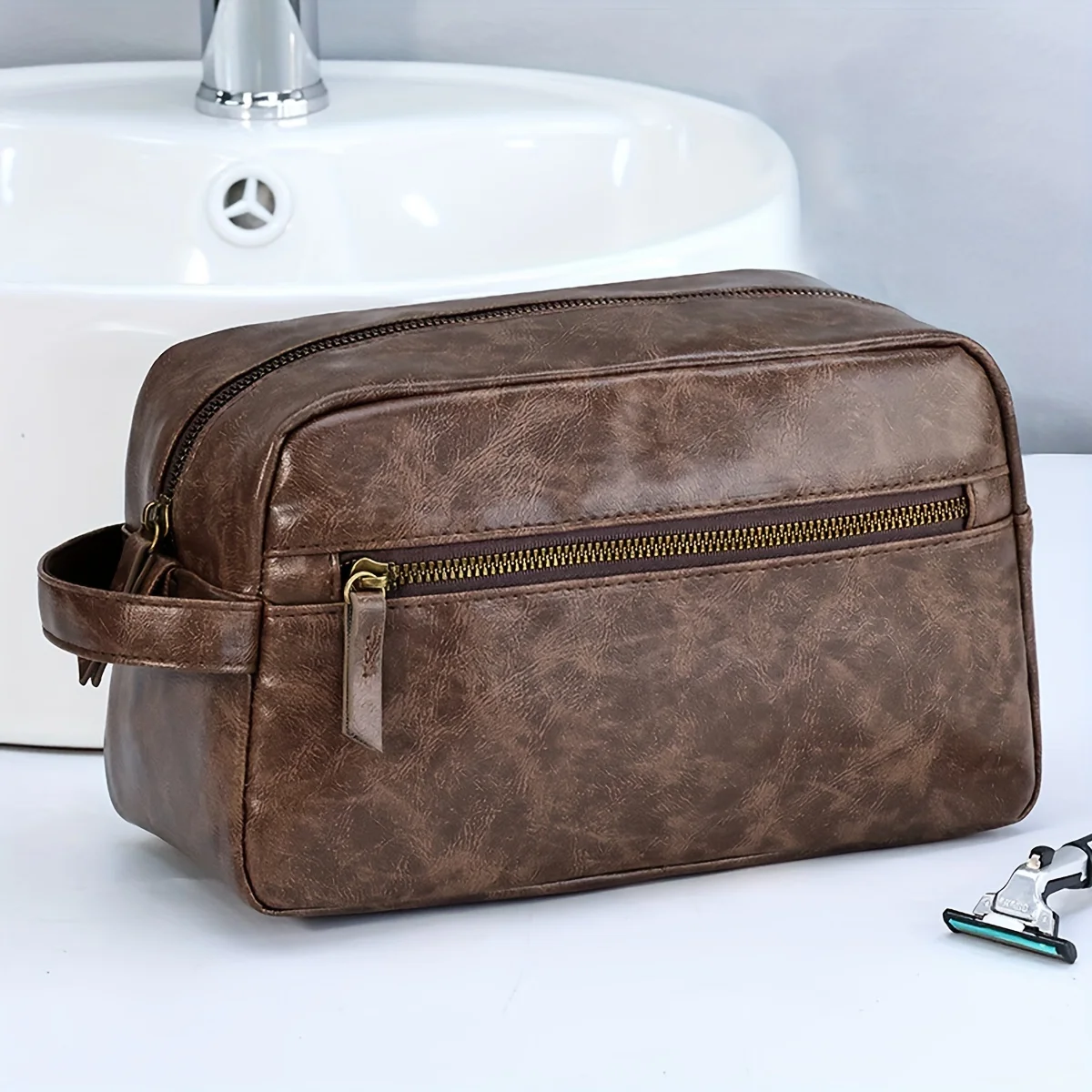 Men Business Travel Wash Toiletry Bag Waterproof PU Leather Bathroom Shaving Tools Organizer Bag Makeup Pouch Women Cosmetic Bag