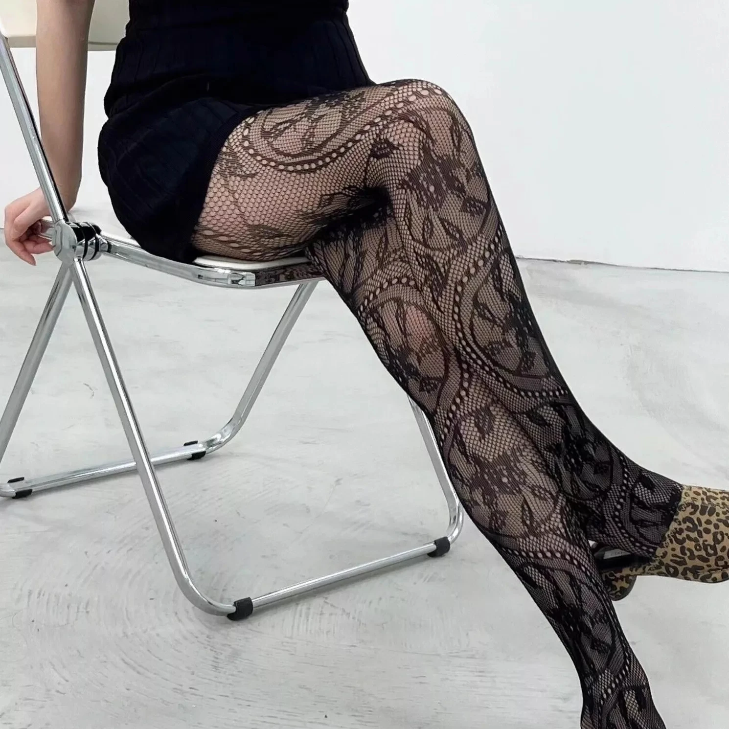 Women's Y2k Fishnet Styling Fashion Colored Tights One Size Purple Vine Gothic Carriage Wheel Patterned Tights Hosiery Stockings
