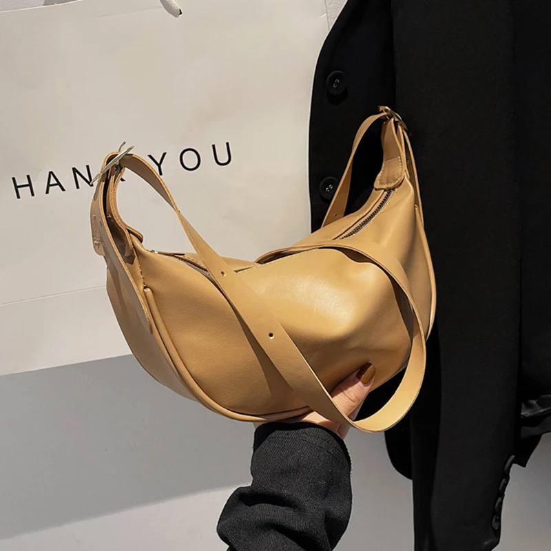 New Women's Black Crossbody Bag Underarm Bag PU Classic Fashion Versatile Solid Color Shoulder Bag Large Capacity Dumpling Bag