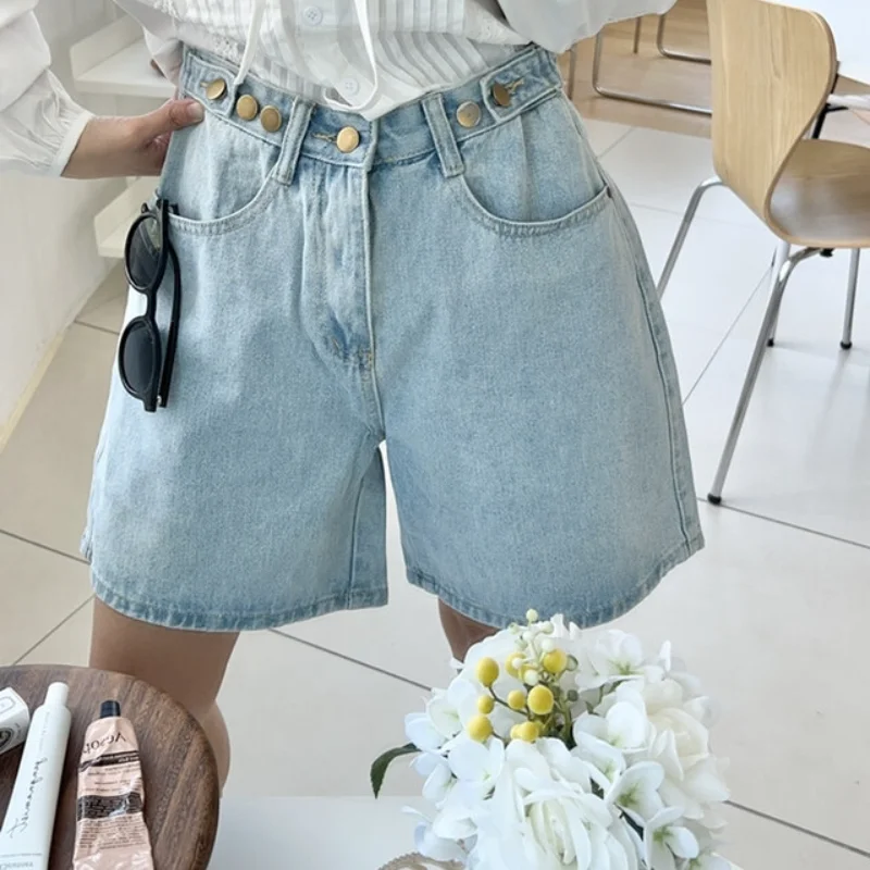 New 2024 Summer Denim Shorts For Women High Waist Sky Blue Color Wide Leg Loose Buttons Streetwear Loose Jean Shorts Women