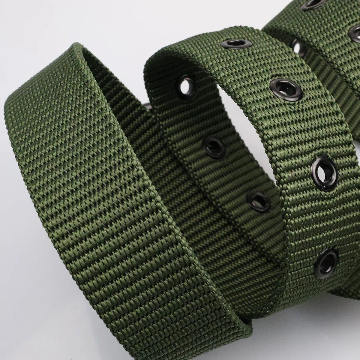 New Porous Pin Buckle Canvas Belts Men's Fashion Versatile Belt Student Youth Military Training Extended Denim Designer Belt