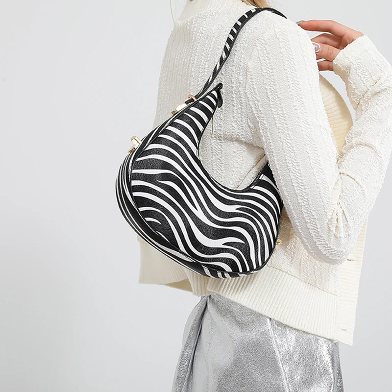 New Cow Pattern Shoulder Bag For Spring/Summer Versatile Women's Bag Personalized Korean Leopard Pattern Underarm Handbag
