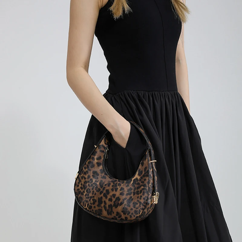 New Cow Pattern Shoulder Bag For Spring/Summer Versatile Women's Bag Personalized Korean Leopard Pattern Underarm Handbag