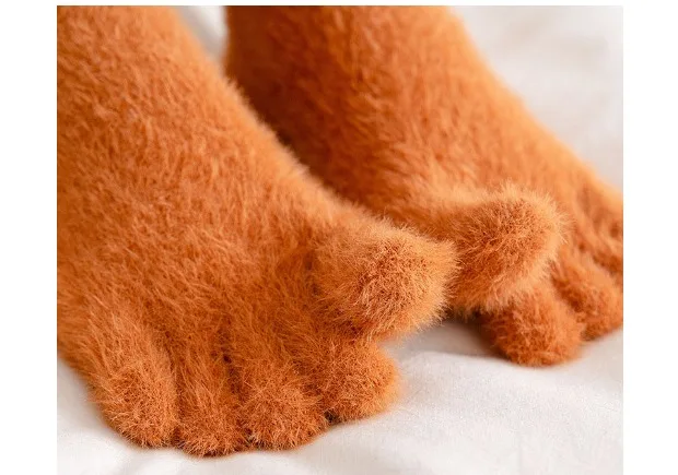 Women Girls Thick Five Finger Socks Winter Warm Colorful Coral Fleece Fluffy Toe Socks Soft Cozy Hosiery Female Floor Slippers