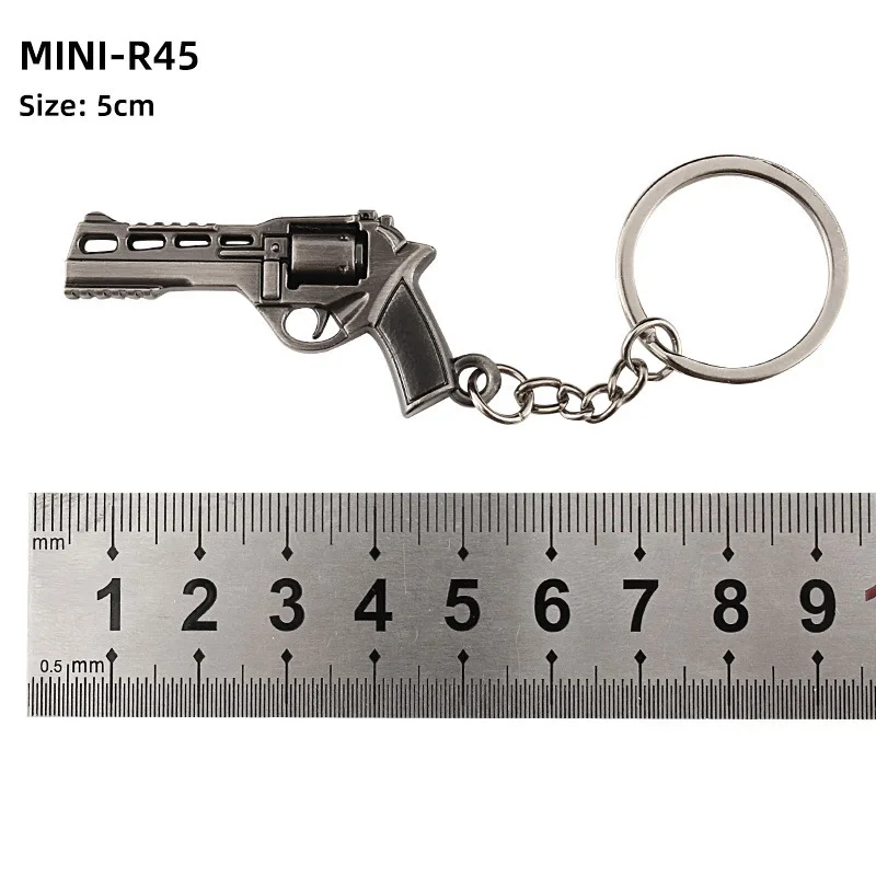 Hot Game Mini Gun Model Keychain Cosplay Accessories Ttig34 M1896 M500 Colt357 Mini R45 P08 Halloween Party Decoration Gifts