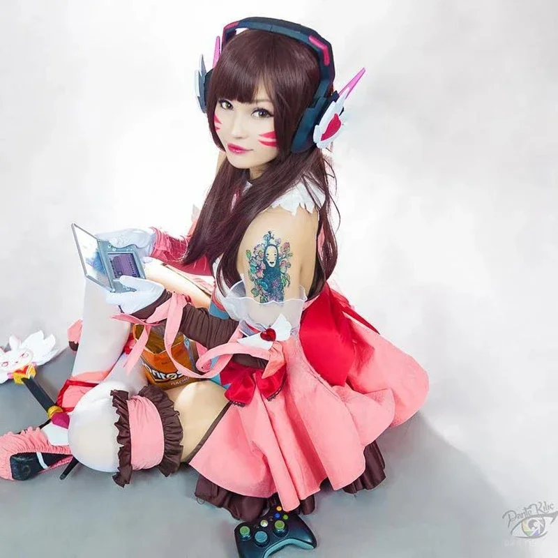 Game ROLECOS OW D.VA Cosplay Wig Over Game Watch Cosplay Hana Song DVA Wig Long Brown Women Synthetic Hair Wigs