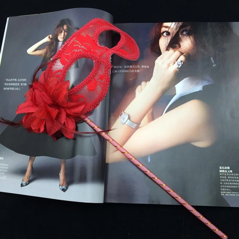 1 Pc Venice Princess Masquerade Mask Handheld Side Flower Translucent Feather Lily Mask Flat Head Lace Handheld Mask Accessories