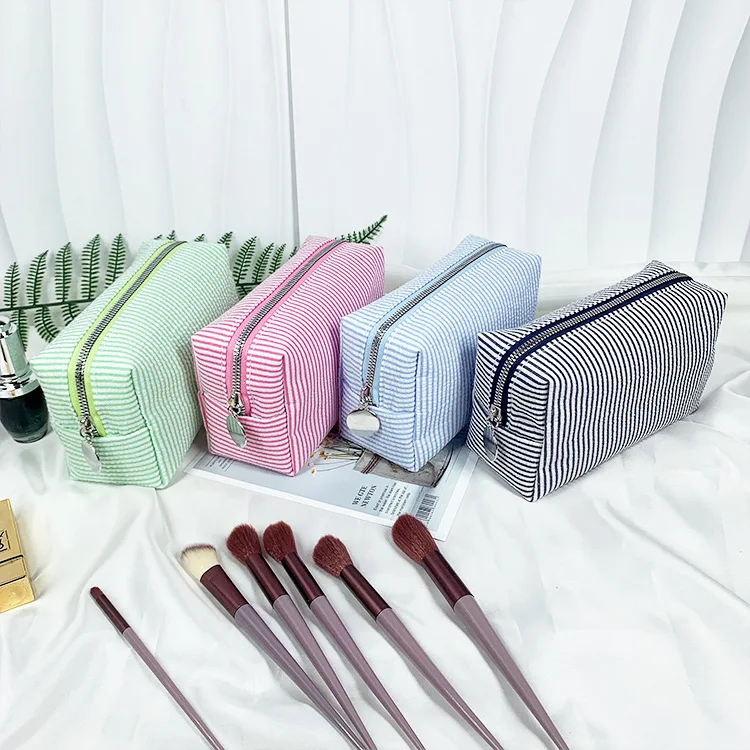 Fashion Women Ruffle Cosmetic Bags Pink/Purple Striped Storage Make Up Bags for Women Lady with Zipper Travel Bag Makeup Bag