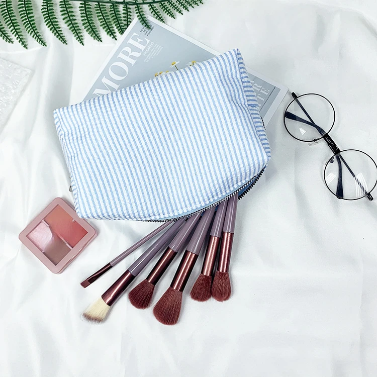 Fashion Women Ruffle Cosmetic Bags Pink/Purple Striped Storage Make Up Bags for Women Lady with Zipper Travel Bag Makeup Bag