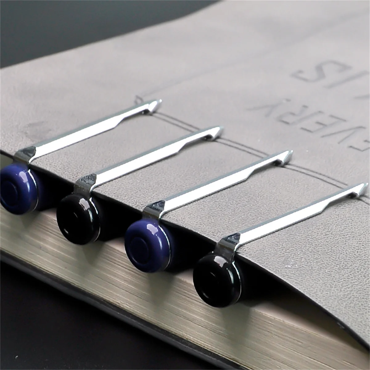 Ballpoint Pen 0.7mm Frosted Titanium Steel Ball Head Neutral Pen Large Capacity Super Smooth Students Writing Pen