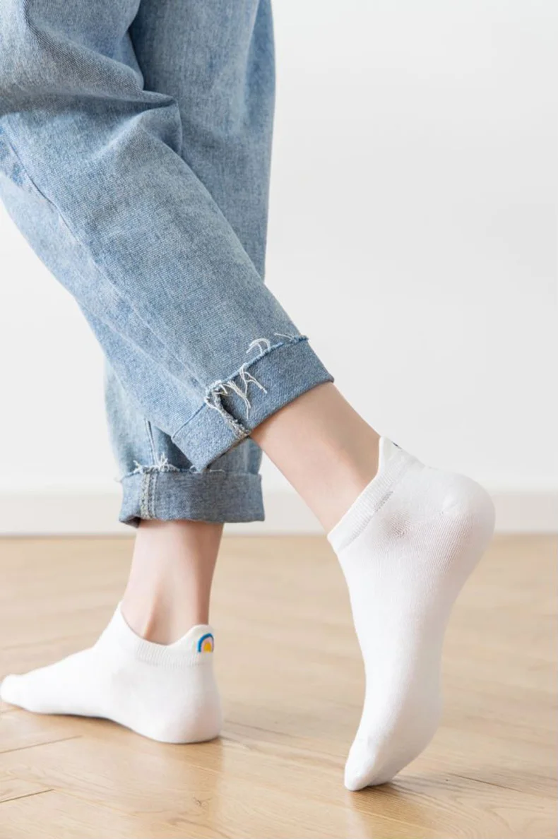 10 Pairs Women Cute Socks Cotton Kawai Embroidered Funny Low Cut Socks for Women Girls Ankle Socks Harajuku Girls School Gifts