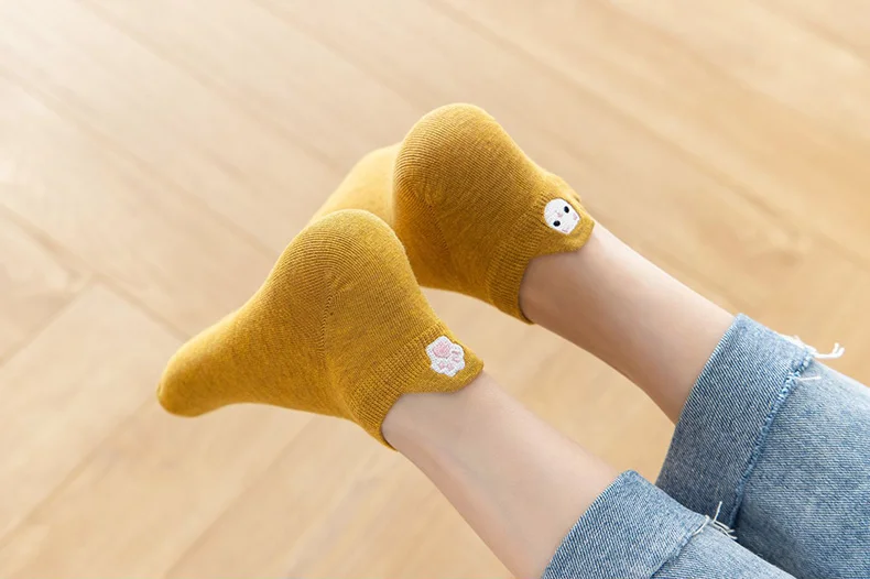 10 Pairs Women Cute Socks Cotton Kawai Embroidered Funny Low Cut Socks for Women Girls Ankle Socks Harajuku Girls School Gifts