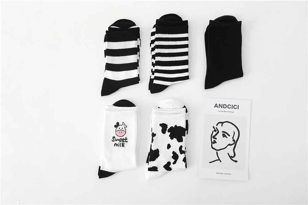 New Cow Lovely Harajuku Japanese Style Cotton Women Striped Solid Breathable Casual Cartoon Socks White Black Dropship