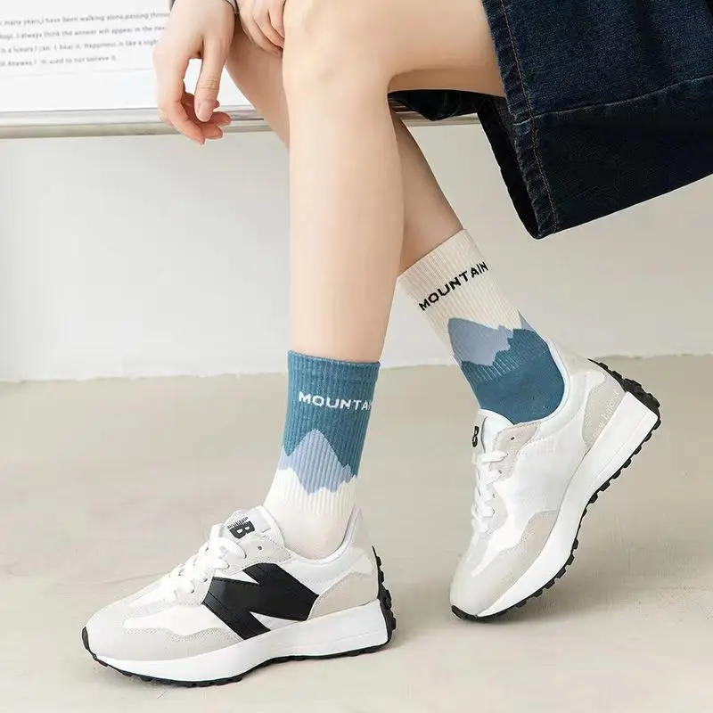 4 Pairs Asymmetric Socks Japanese Style Streetwear AB Socks Women Kids Sports Socks Hip Hop Skateboard Striped Mid Tube Sox