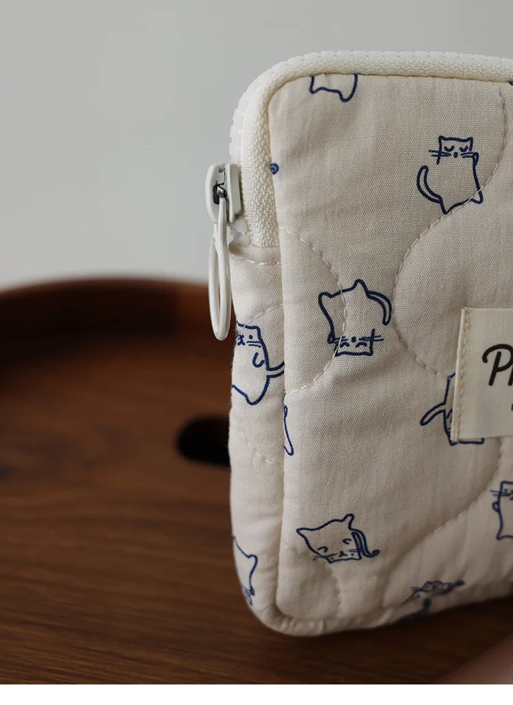 Sanitary Napkin Bag Card Bag Cartoon Hand-Painted Kitten Cute Square Portable Storage Bag Girls Physiological Bag Cosmetic Bag