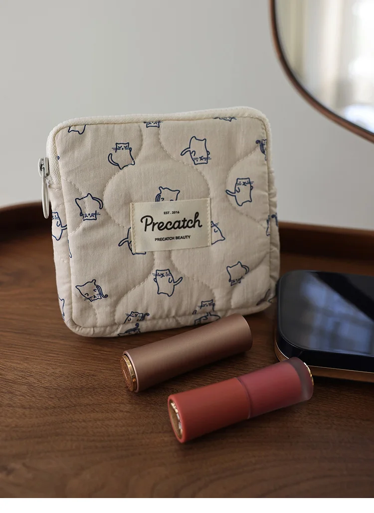 Sanitary Napkin Bag Card Bag Cartoon Hand-Painted Kitten Cute Square Portable Storage Bag Girls Physiological Bag Cosmetic Bag