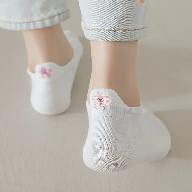 5 pairs of embroidered breathable mesh white socks crown cute shallow mouth minimalist socks