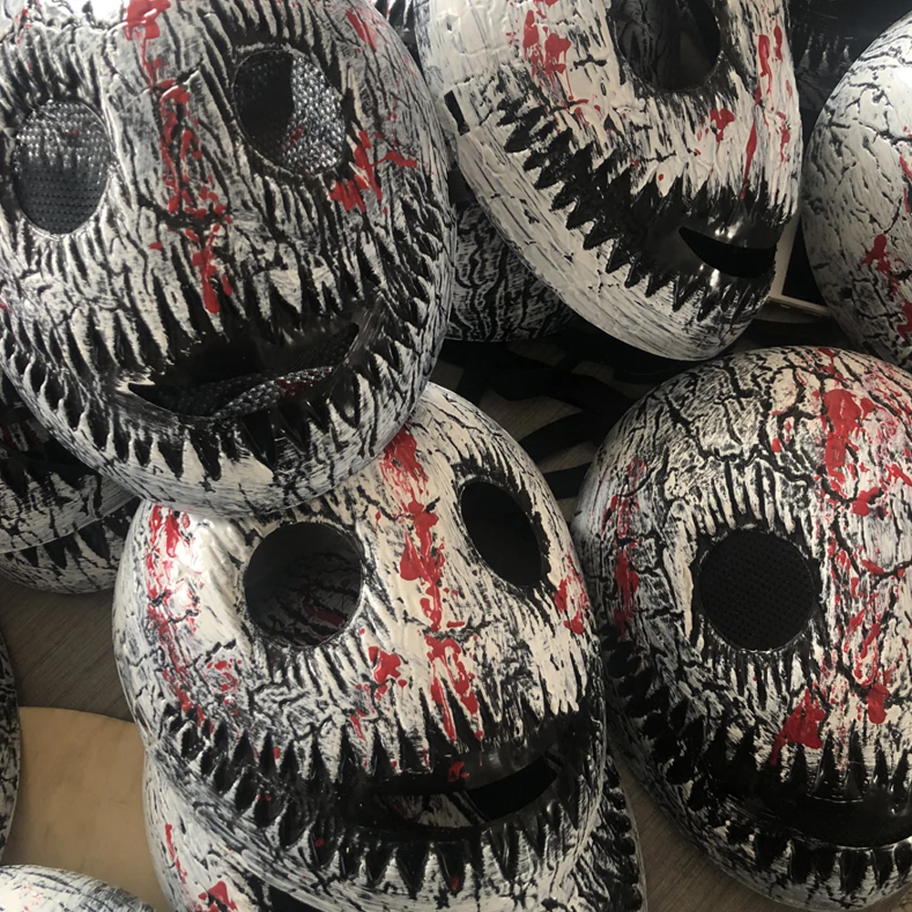 Horror white Smile Mask With Blood Splatter Cosplay Creepy Skull Thicken Plastic Masks Halloween Party Costume Prop High Quality
