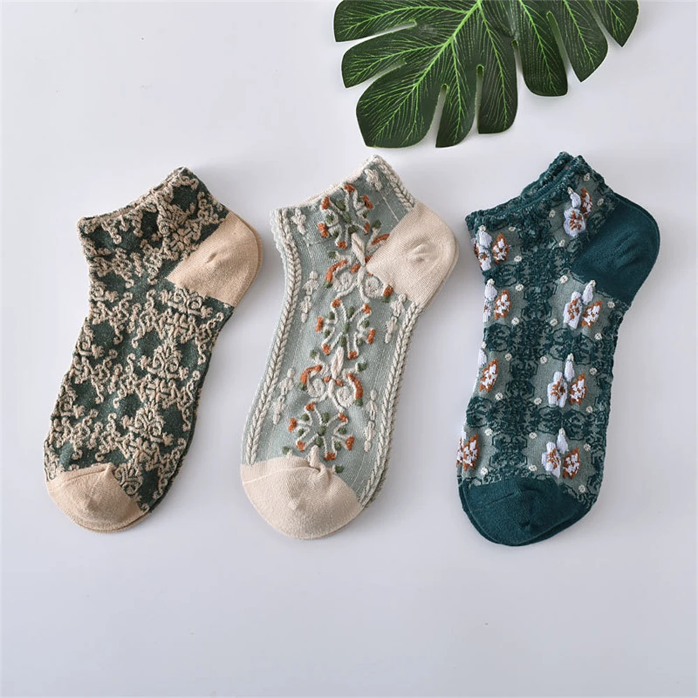 3 Pairs / Lot New Chic Women's Kawaii Cute Summer Fashion Ethnic Lolita Flower Retro Socks Dropship