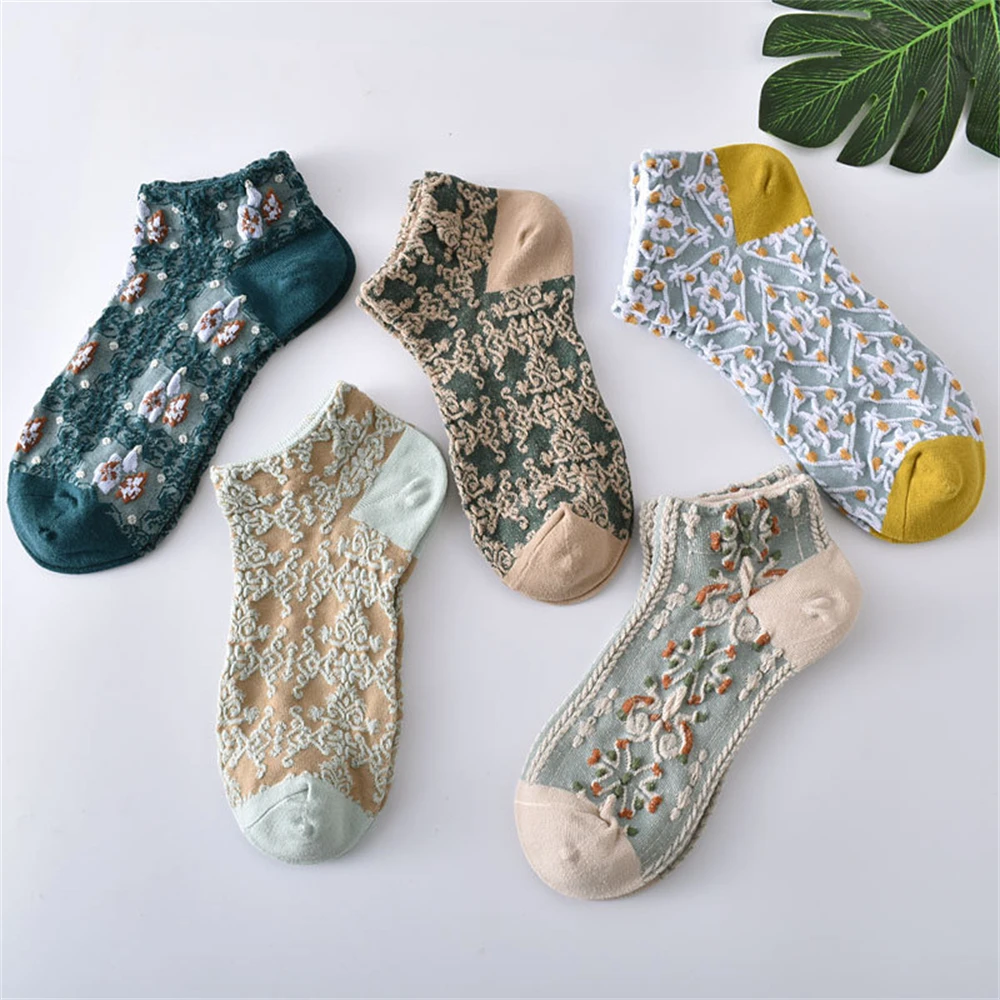 3 Pairs / Lot New Chic Women's Kawaii Cute Summer Fashion Ethnic Lolita Flower Retro Socks Dropship