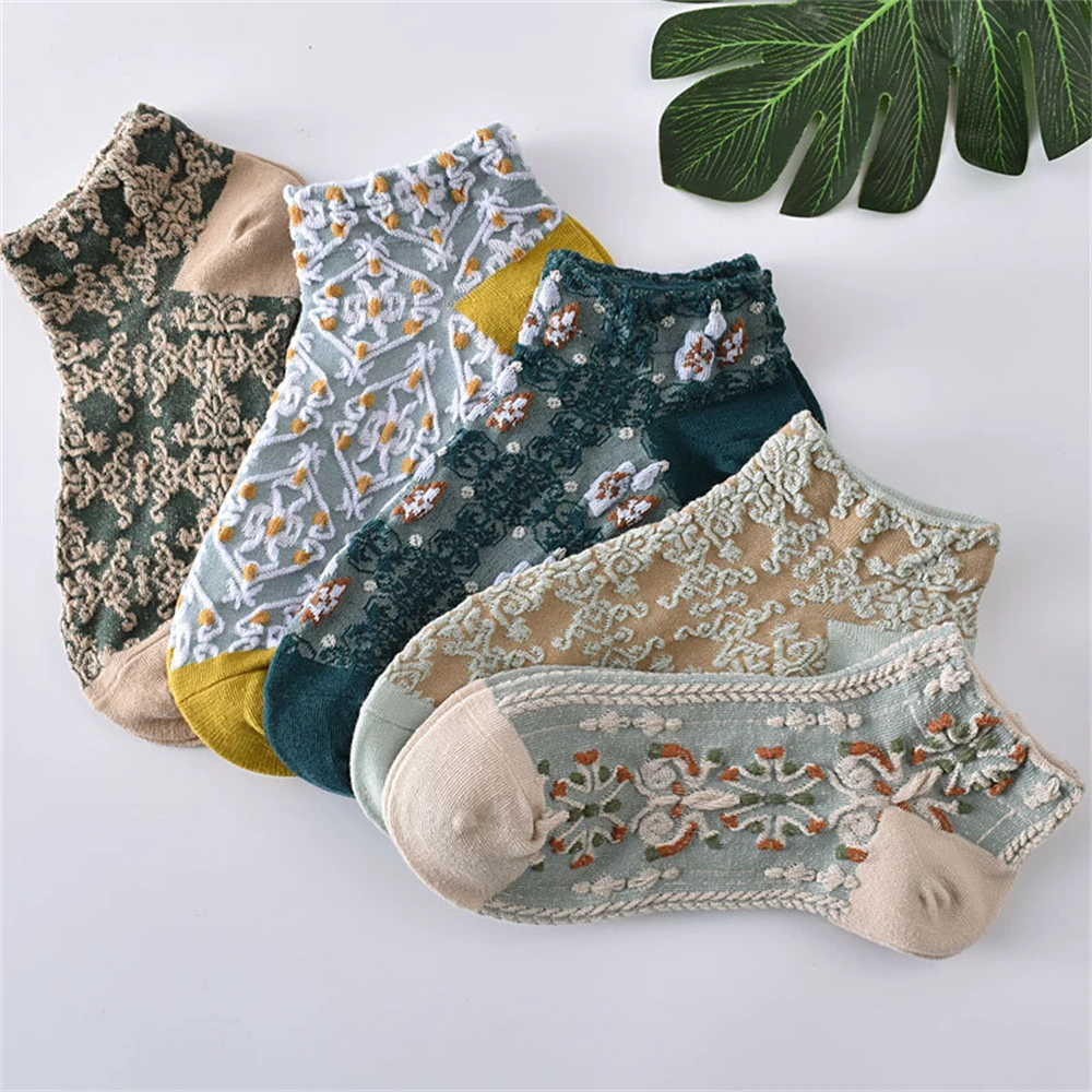 3 Pairs / Lot New Chic Women's Kawaii Cute Summer Fashion Ethnic Lolita Flower Retro Socks Dropship